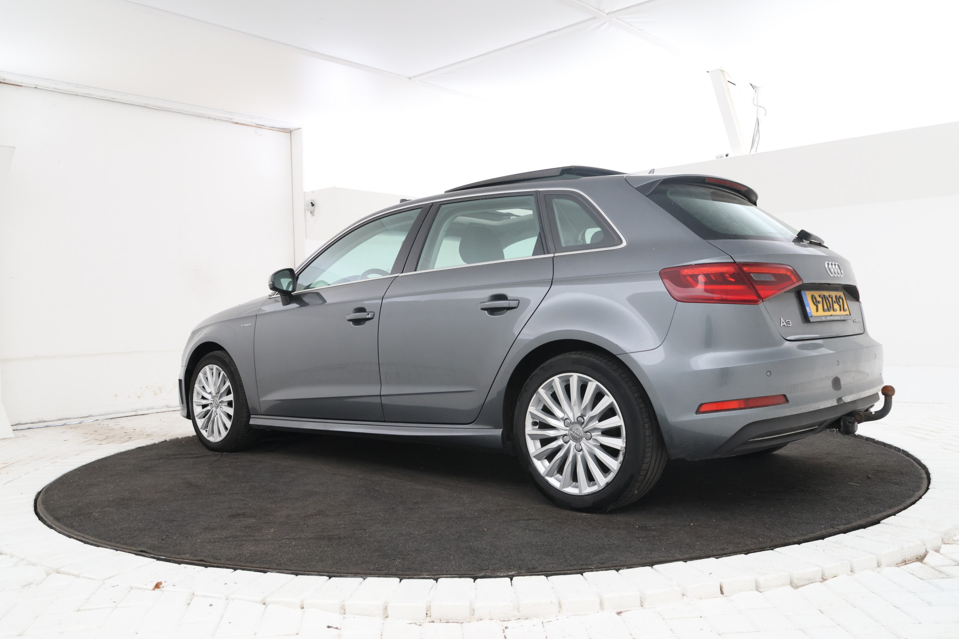 Foto van Audi A3 Sportback E-tron