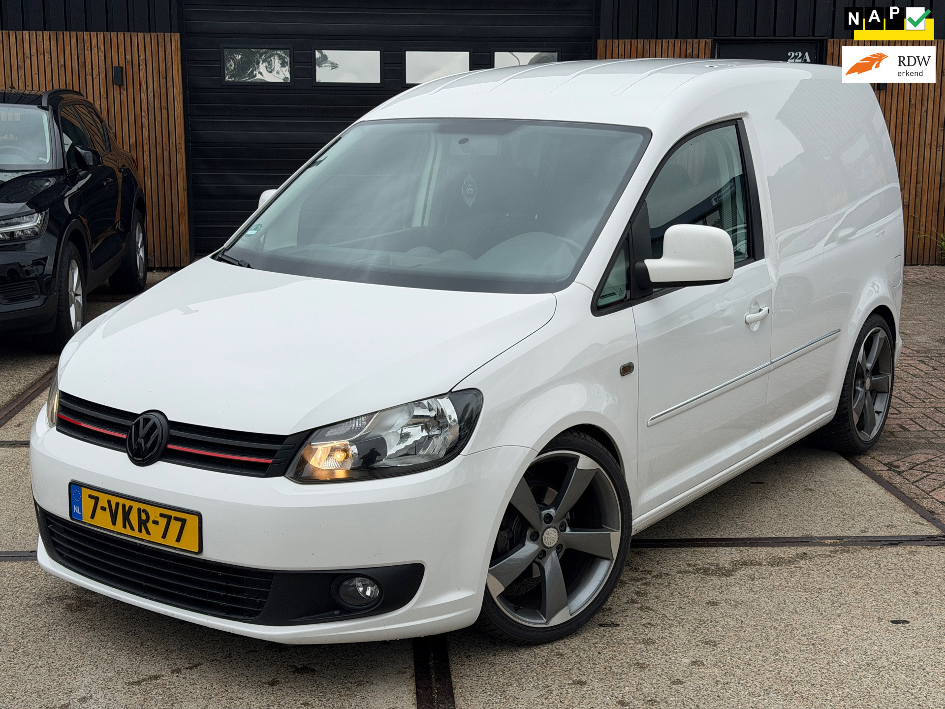 Volkswagen Caddy 1.6 TDI 2010 - voorkant