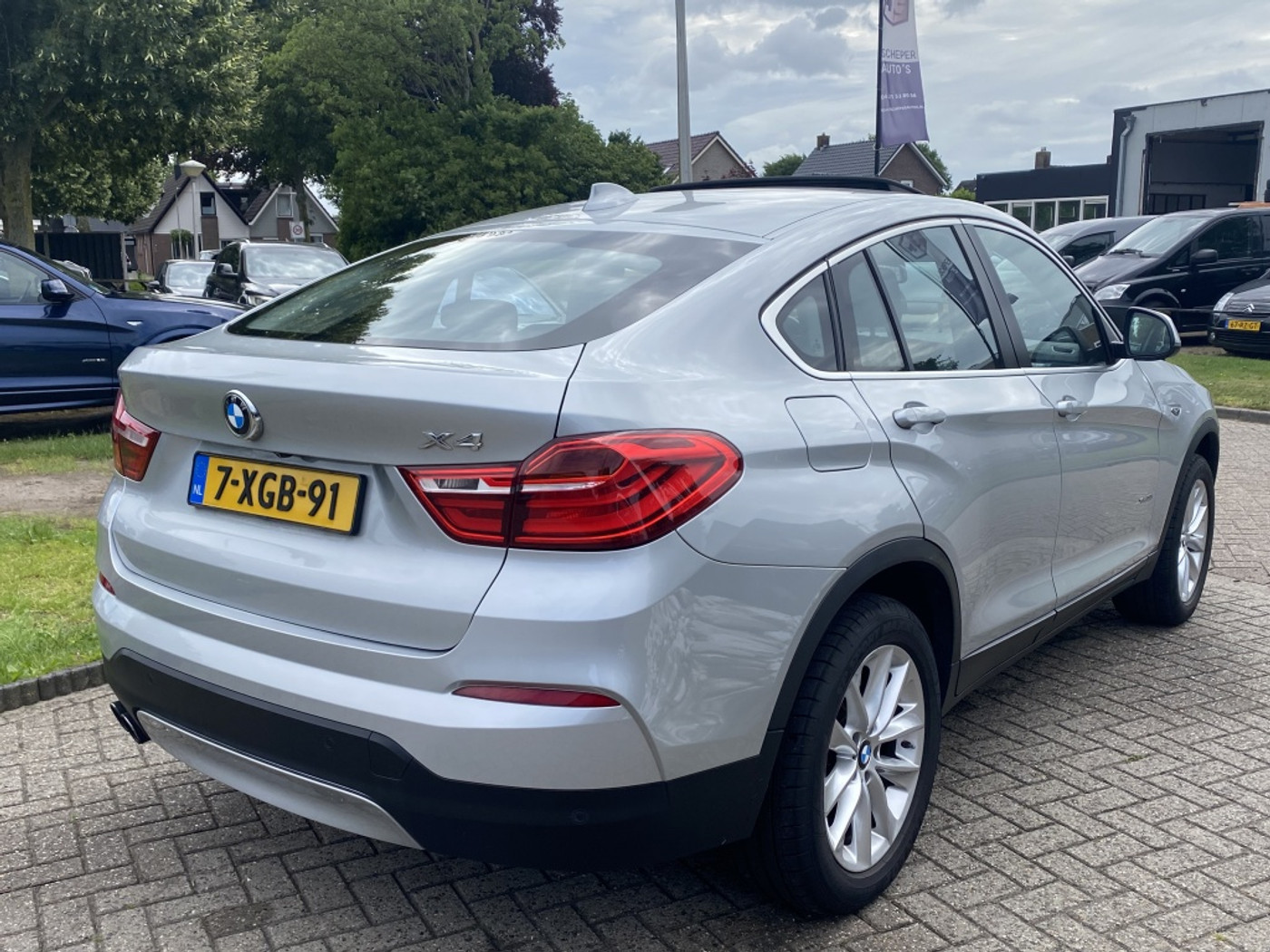 Foto van BMW X4 Xdrive28i