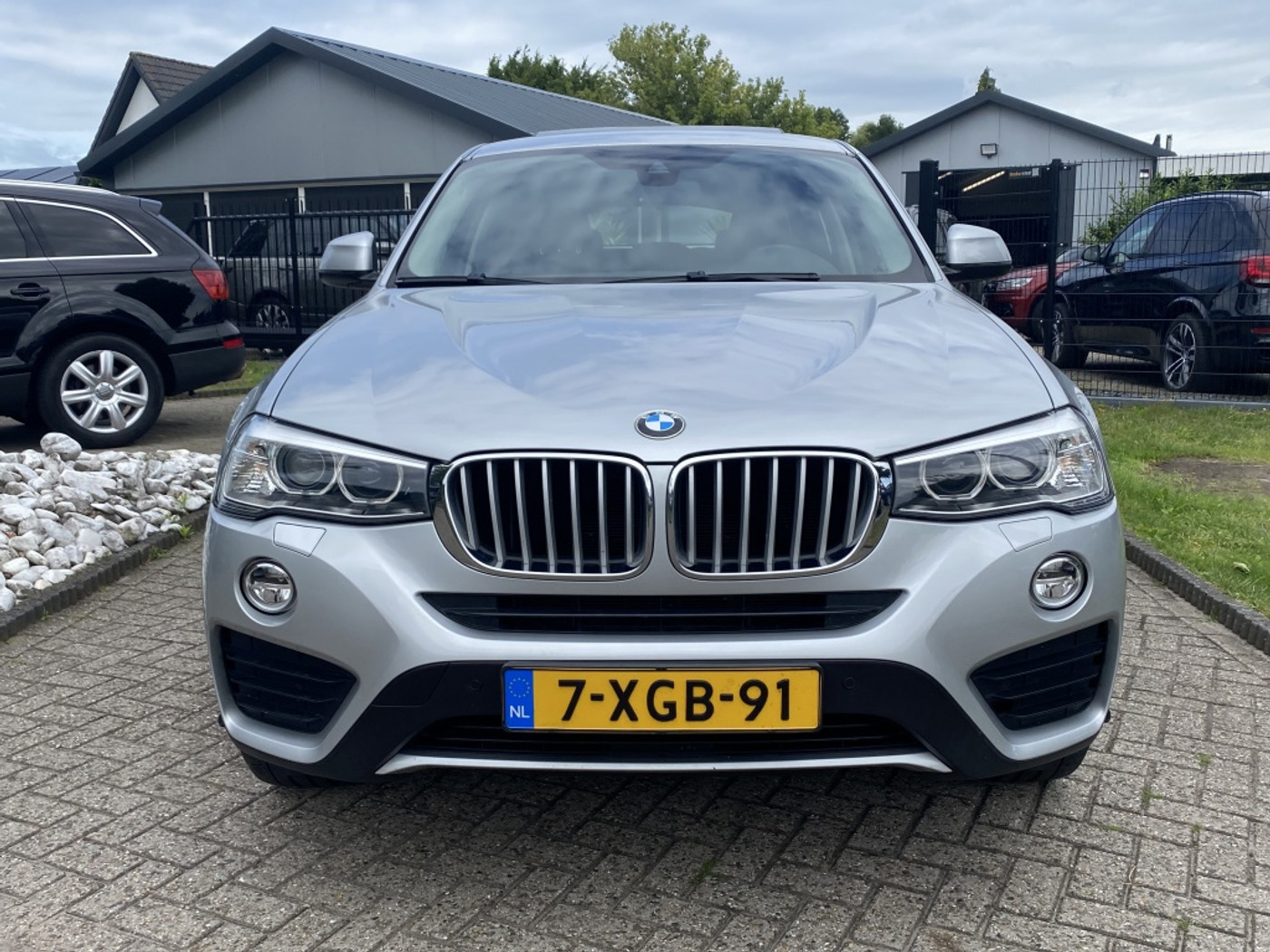 Foto van BMW X4 Xdrive28i