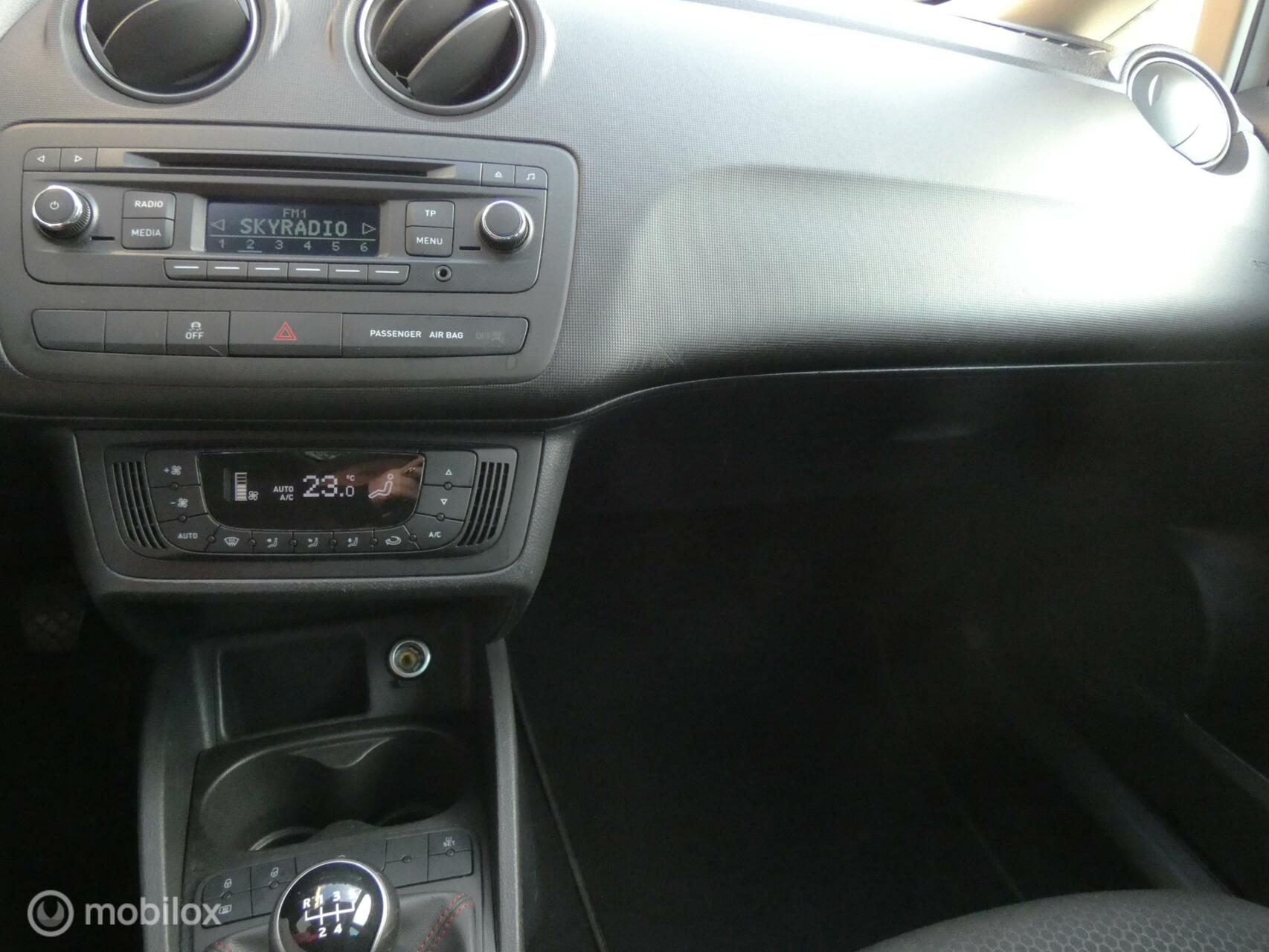 Foto van Seat Ibiza ST