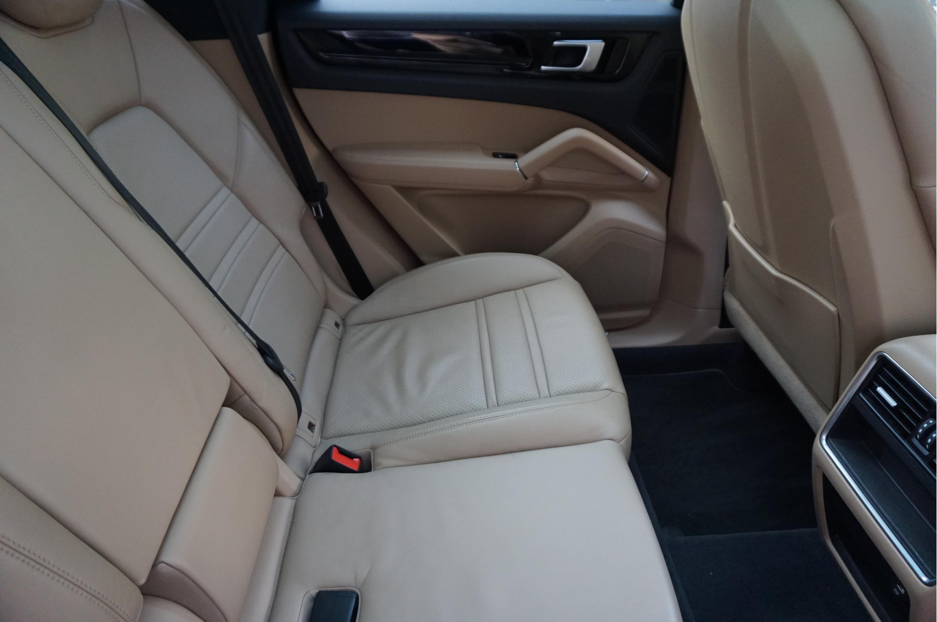 Foto van Porsche Cayenne S
