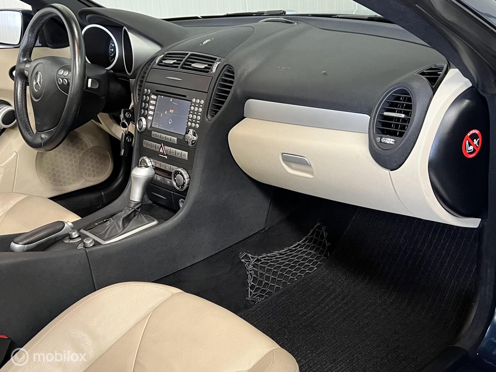 Foto van Mercedes-Benz SLK 200 Kompressor