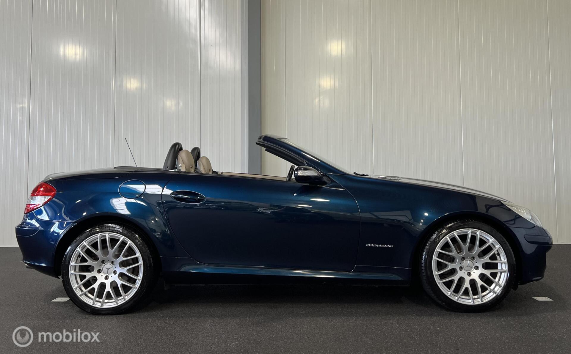 Foto van Mercedes-Benz SLK 200 Kompressor