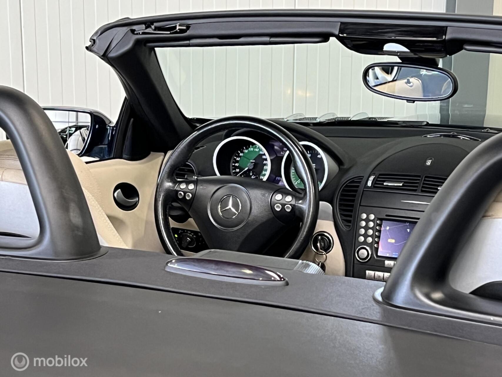 Foto van Mercedes-Benz SLK 200 Kompressor