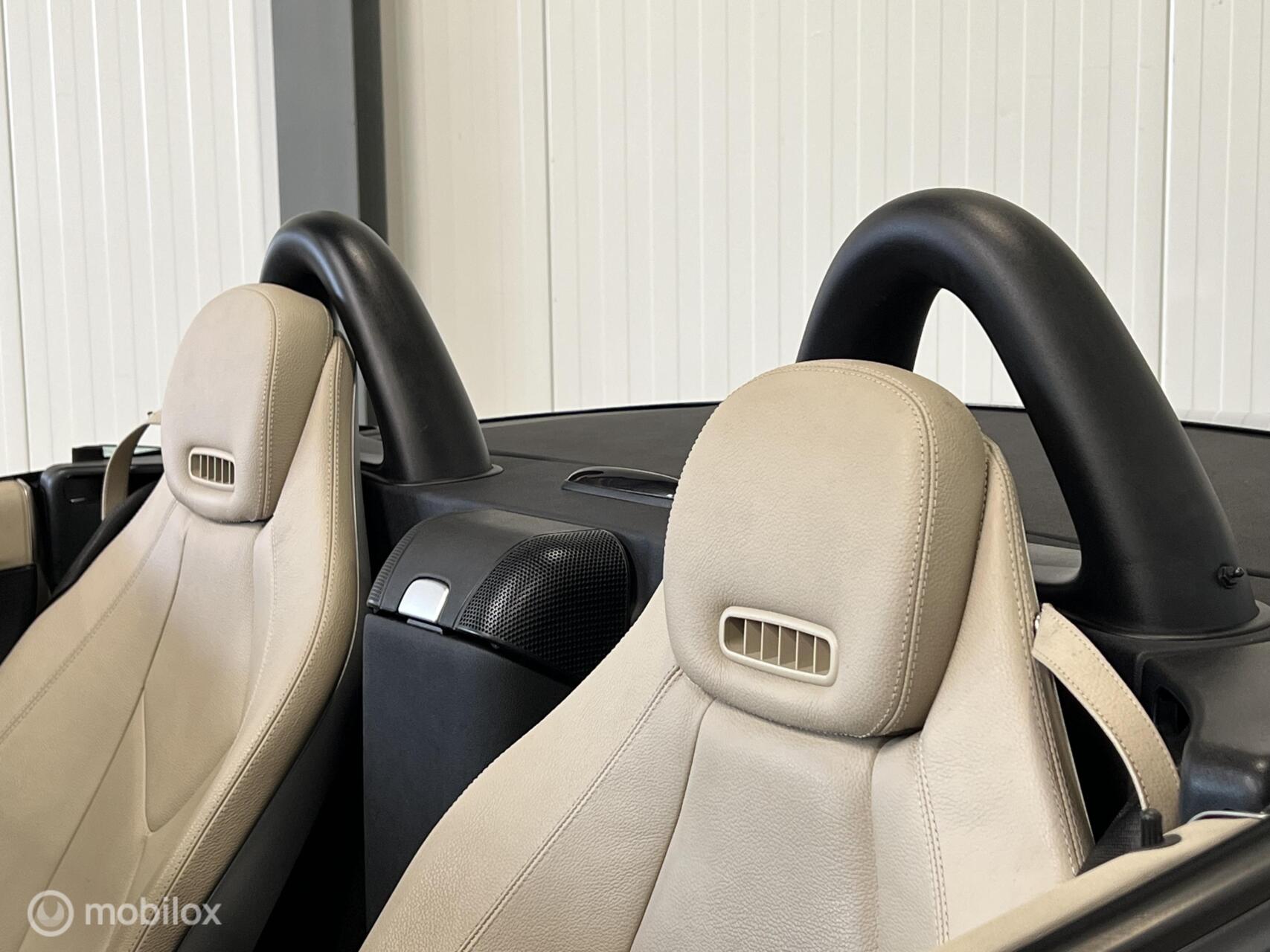 Foto van Mercedes-Benz SLK 200 Kompressor