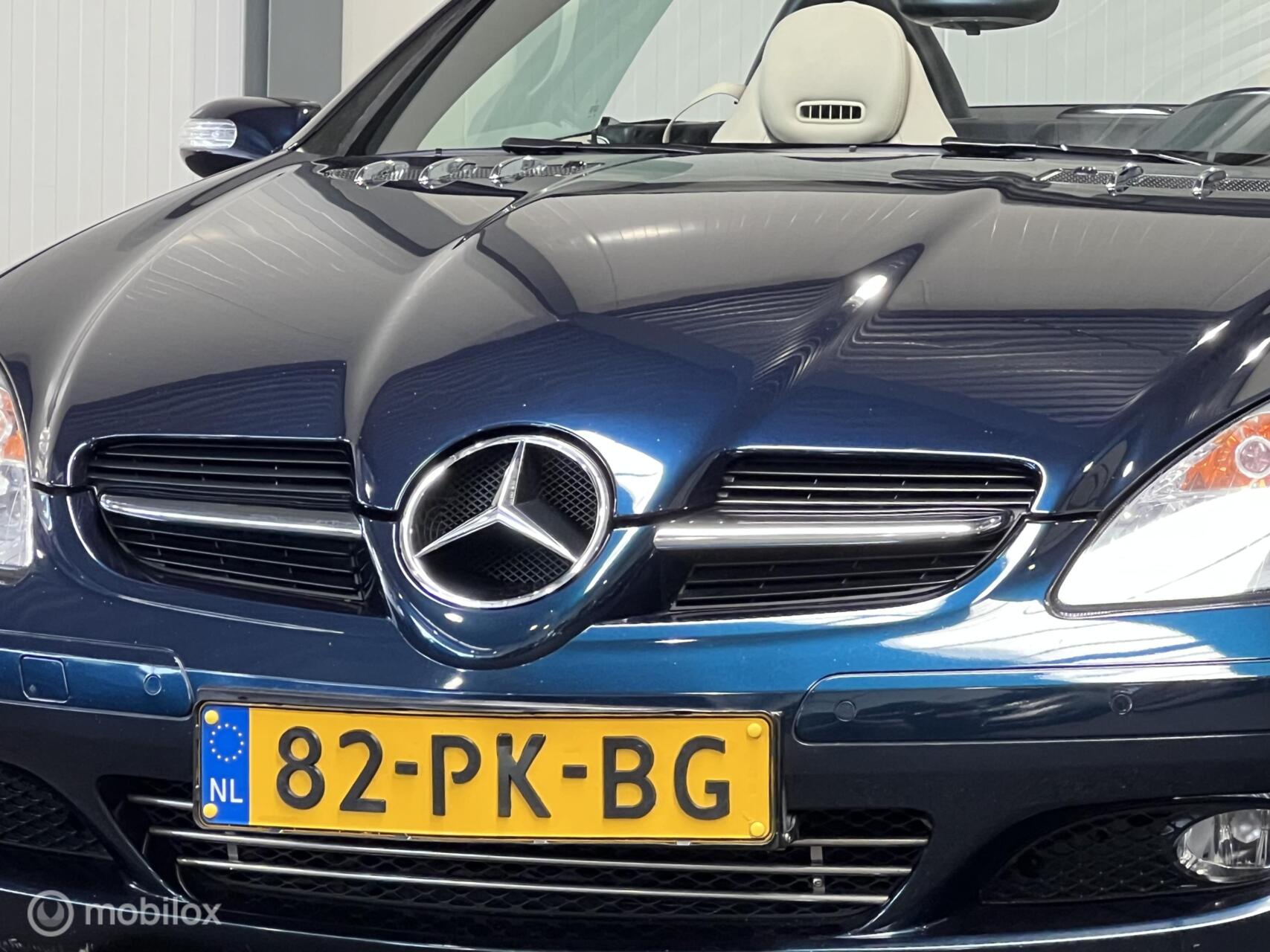 Foto van Mercedes-Benz SLK 200 Kompressor