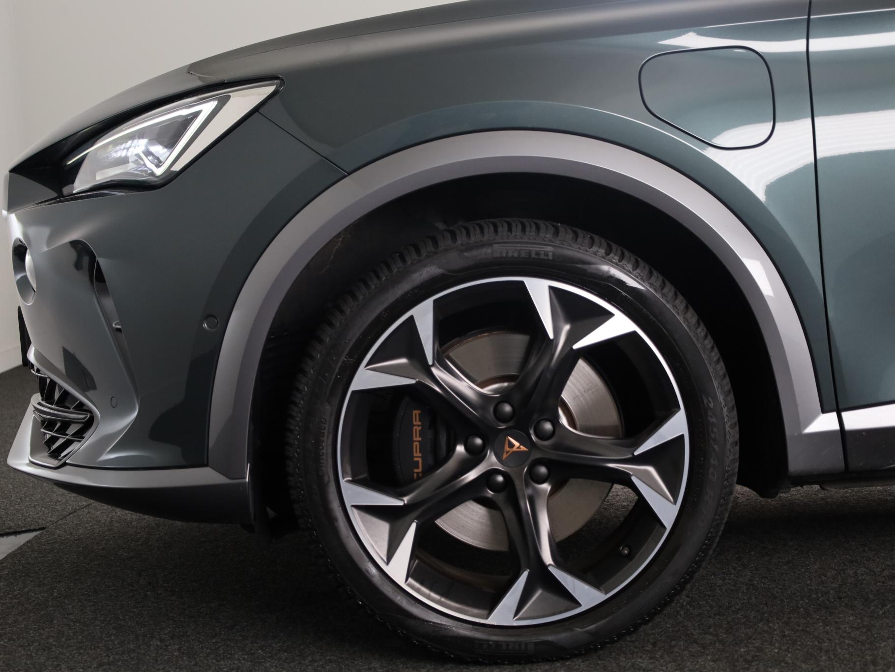 Foto van Cupra Formentor VZ E-hybrid