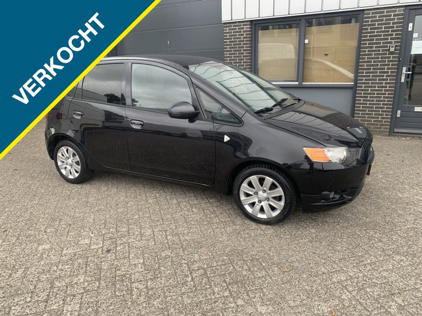 Mitsubishi Mitsubishi Colt 1.3 Edition Two 1ste eigenaar 2010 - voorkant