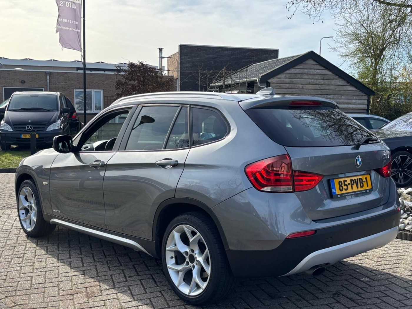 Foto van BMW X1 sDrive 18i