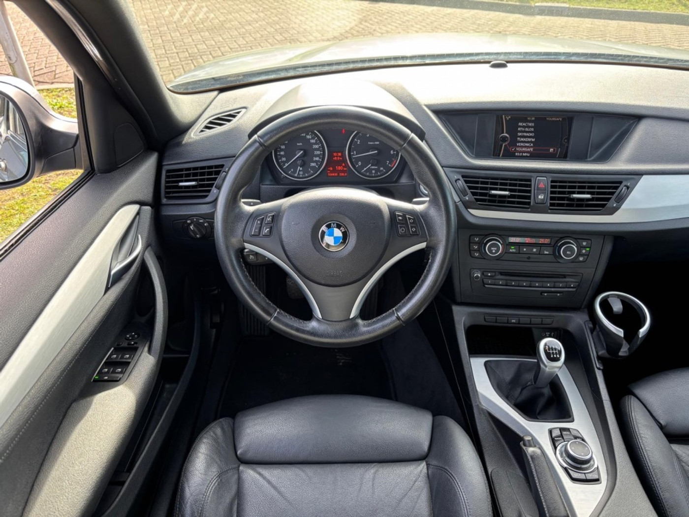 Foto van BMW X1 sDrive 18i