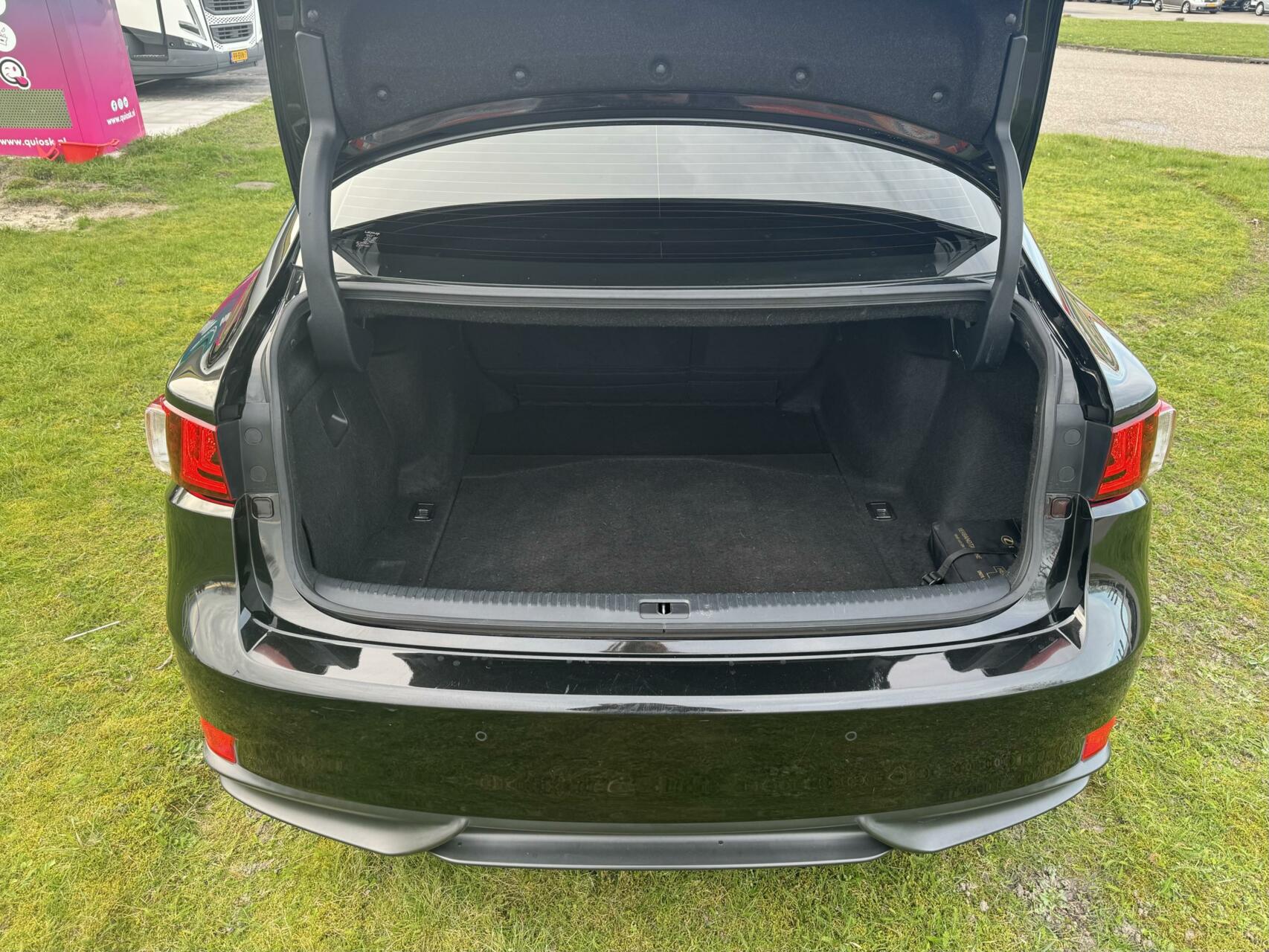 Foto van Lexus Is