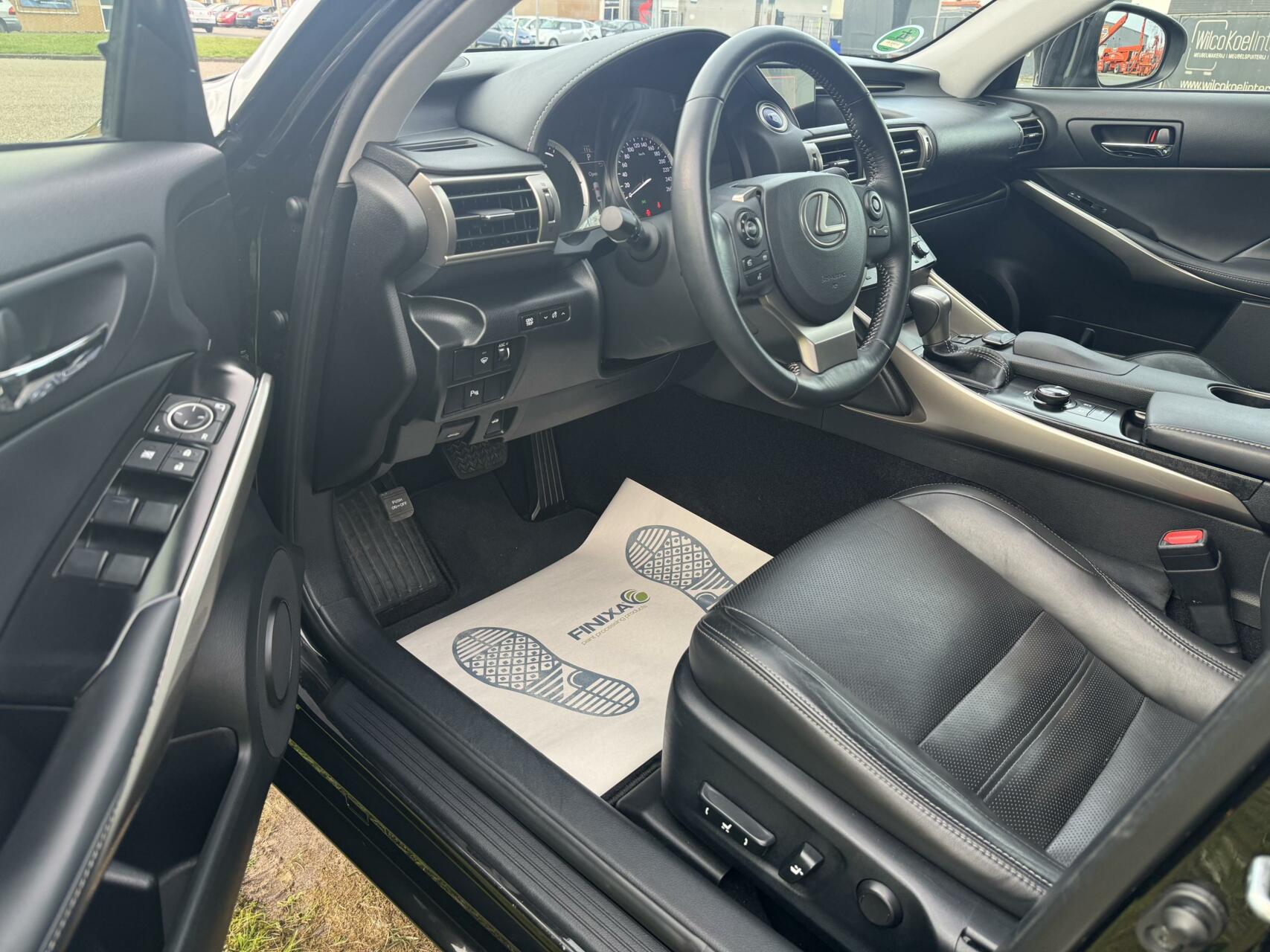Foto van Lexus Is