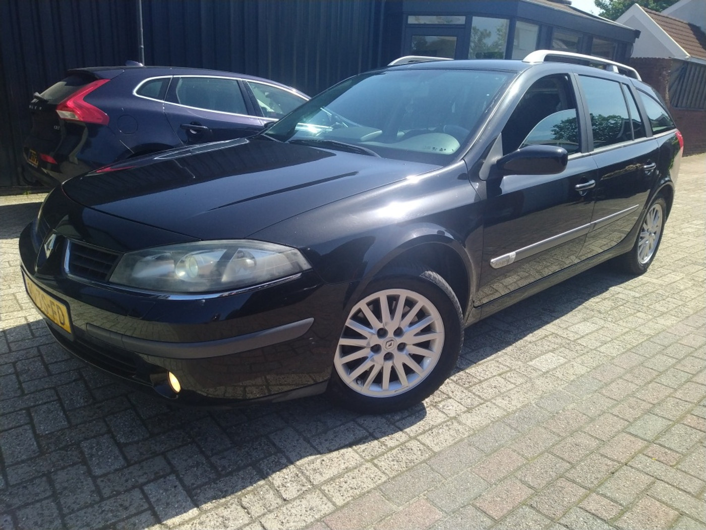 Foto van Renault Laguna Grand Tour