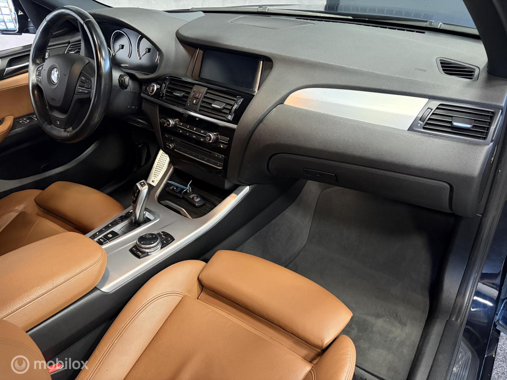 Foto van BMW X4 Xdrive20i