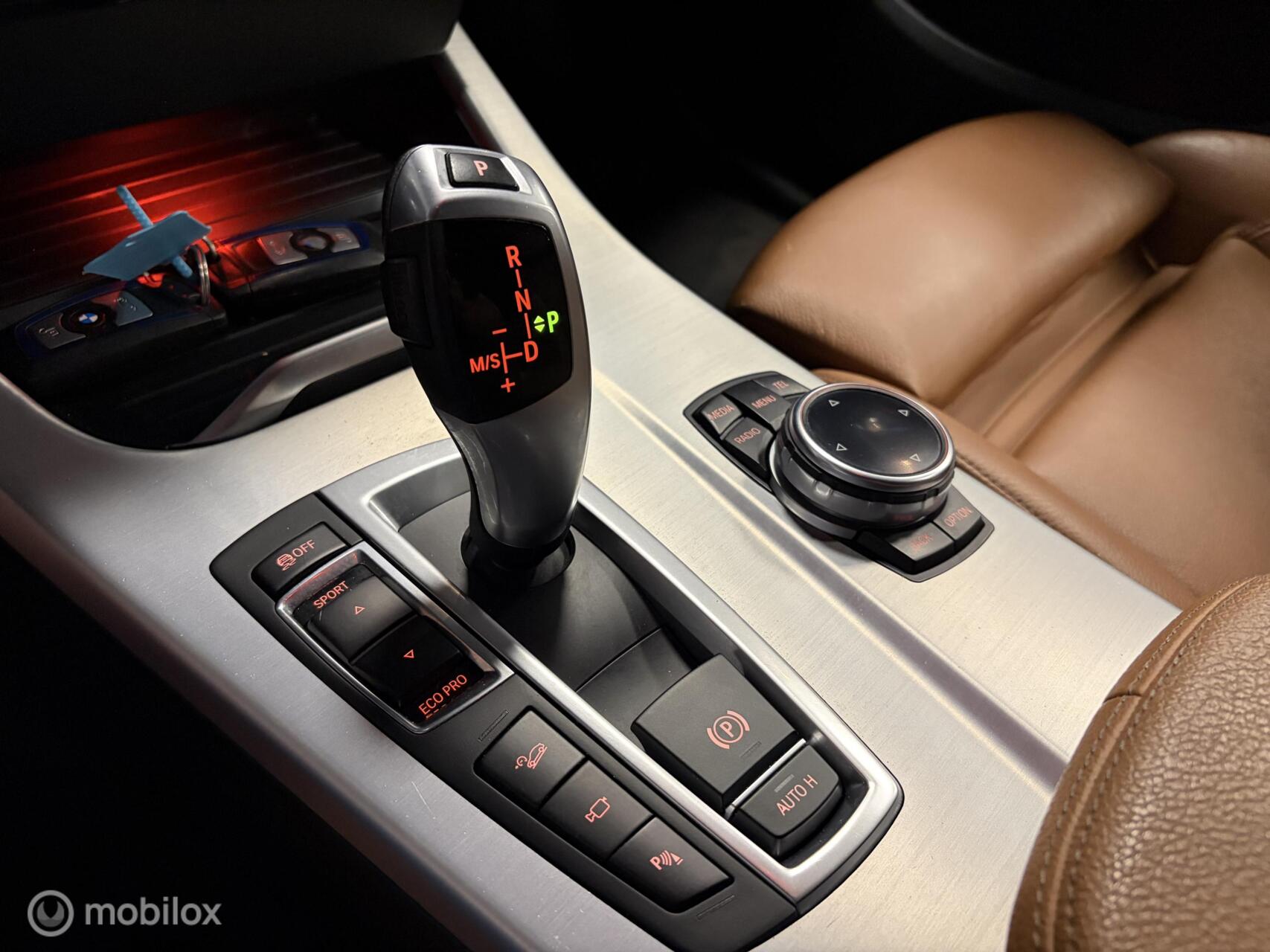 Foto van BMW X4 Xdrive20i