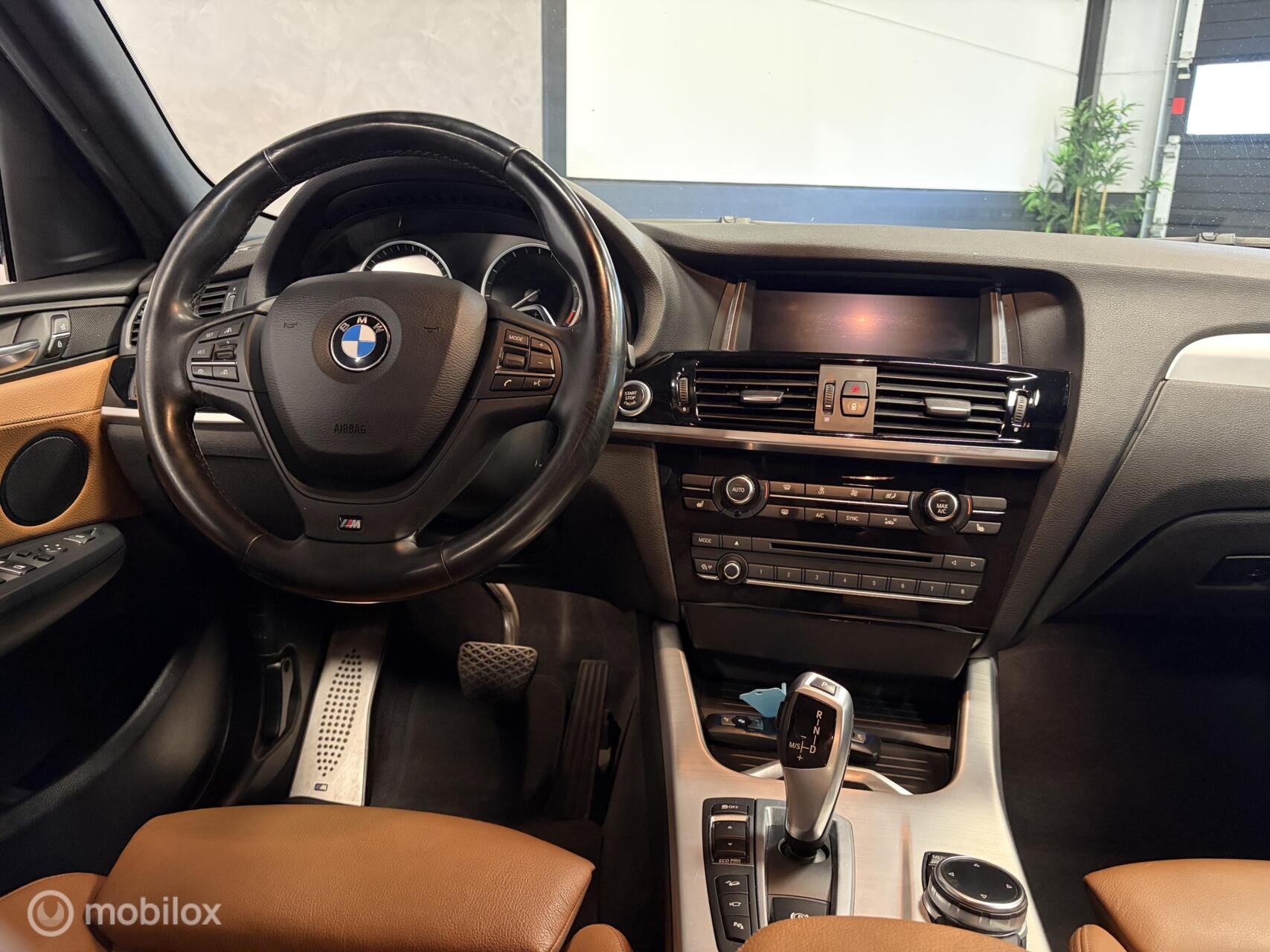 Foto van BMW X4 Xdrive20i