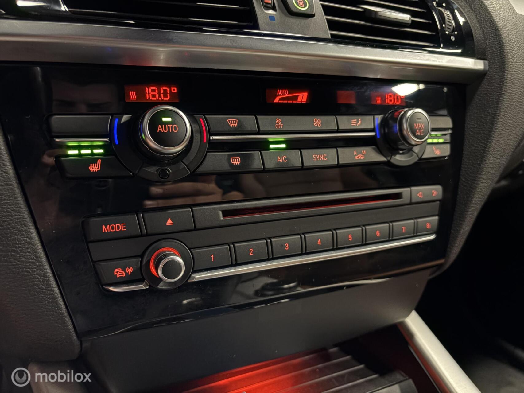 Foto van BMW X4 Xdrive20i