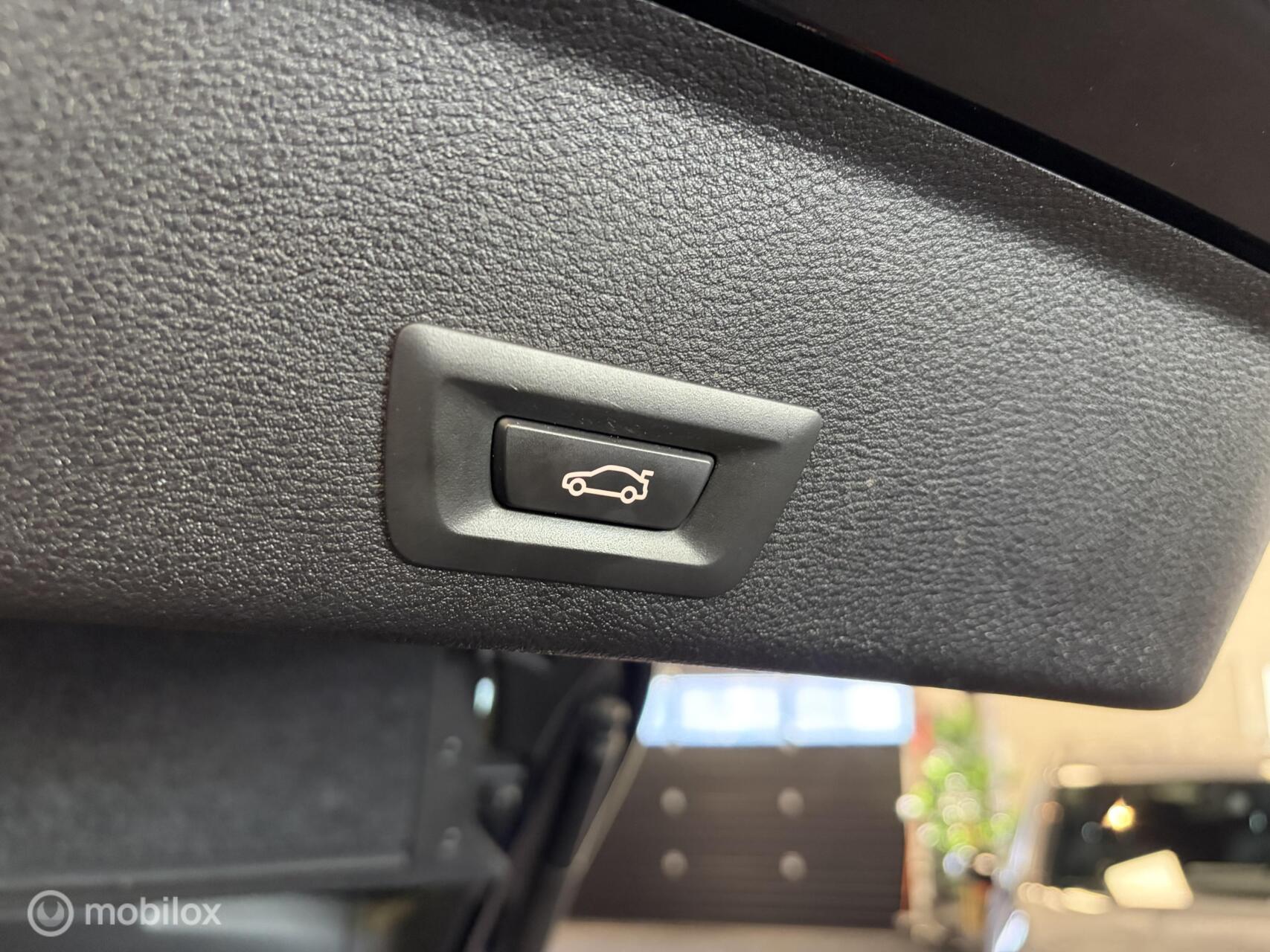 Foto van BMW X4 Xdrive20i