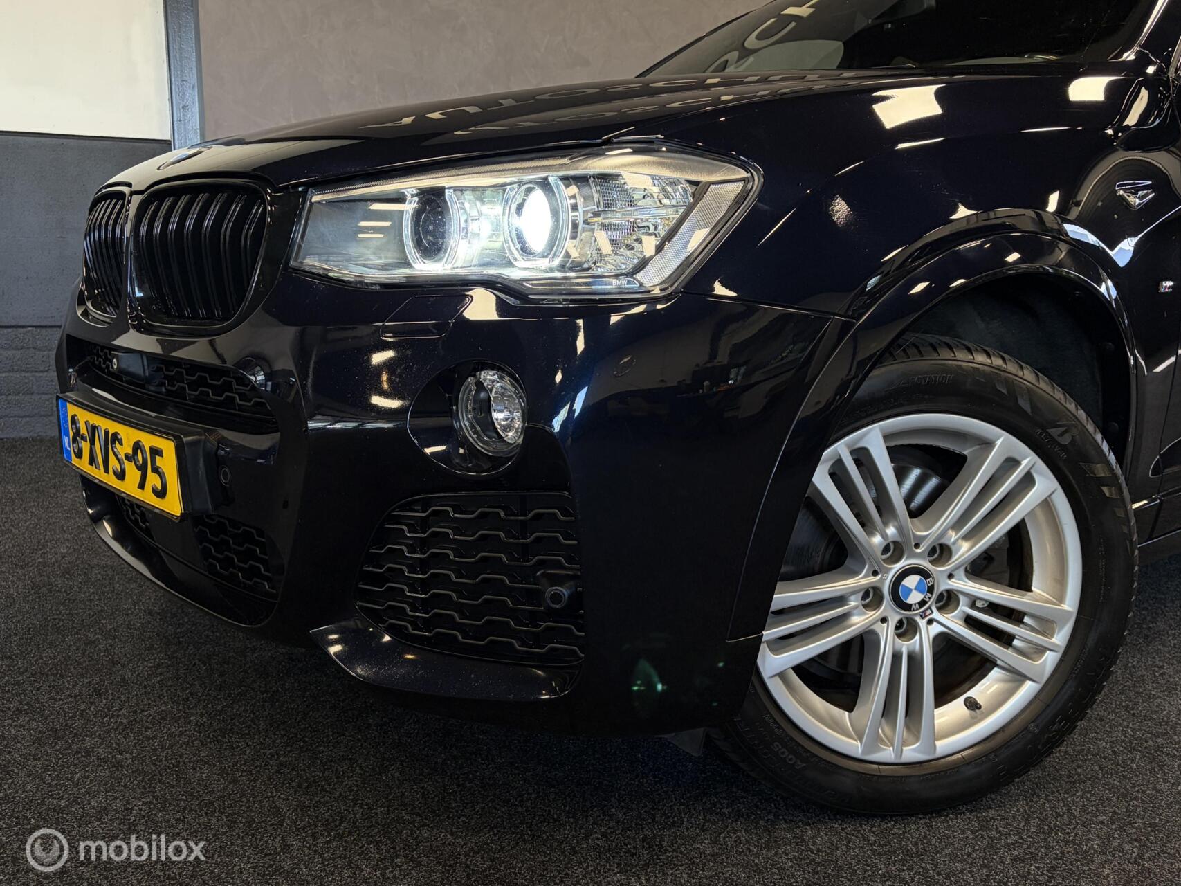 Foto van BMW X4 Xdrive20i