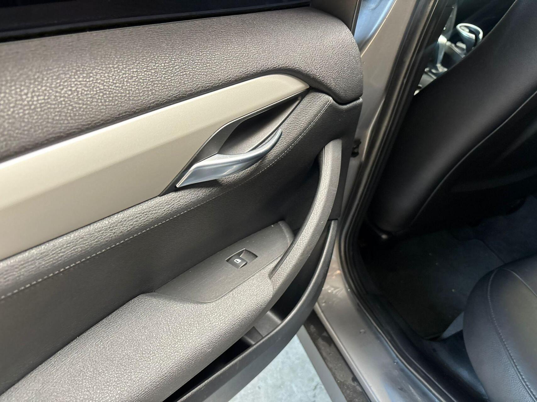 Foto van BMW X1 sDrive 18i