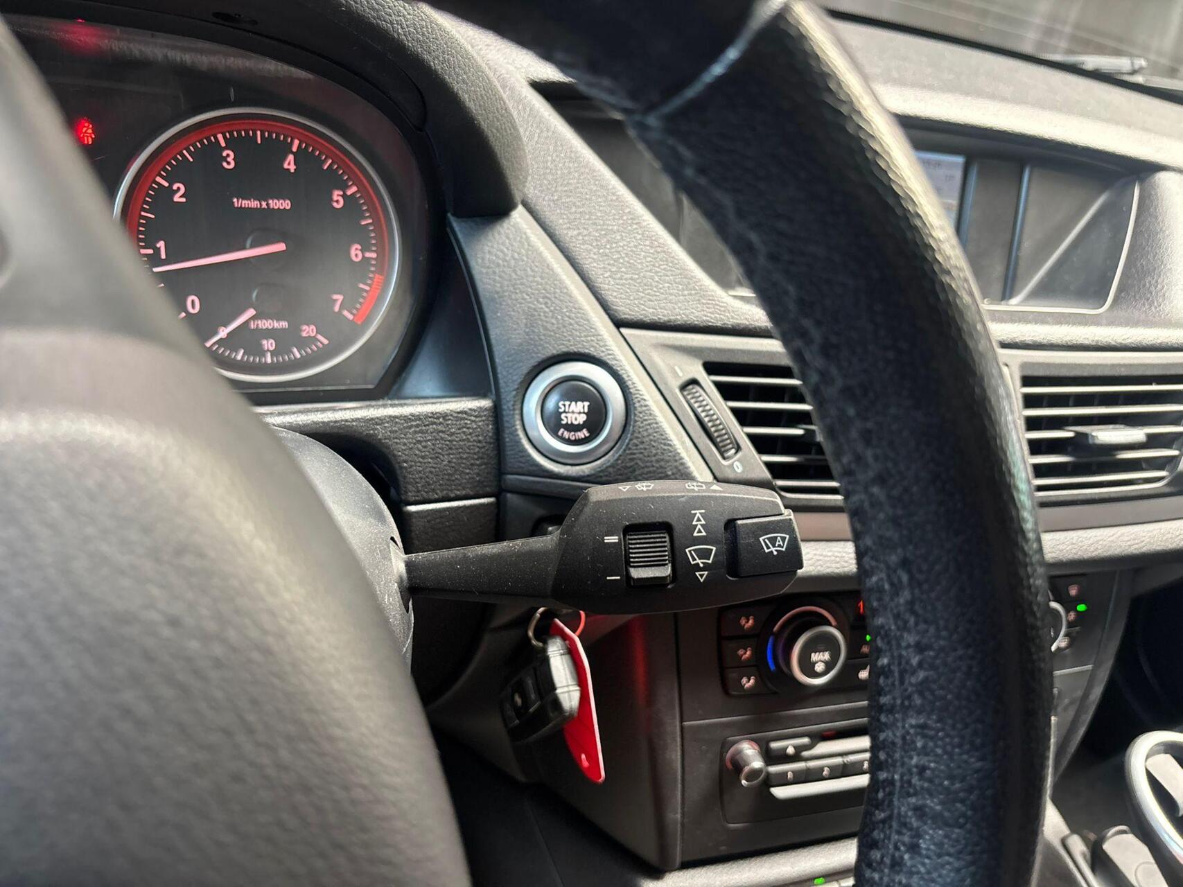 Foto van BMW X1 sDrive 18i
