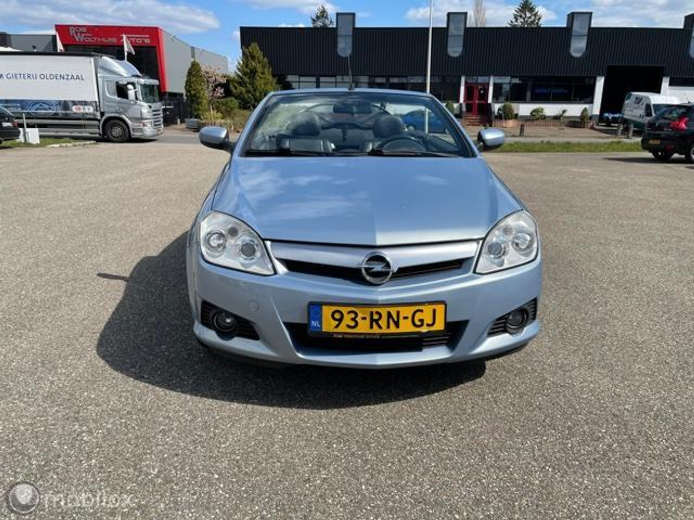Foto van Opel Tigra Twintop
