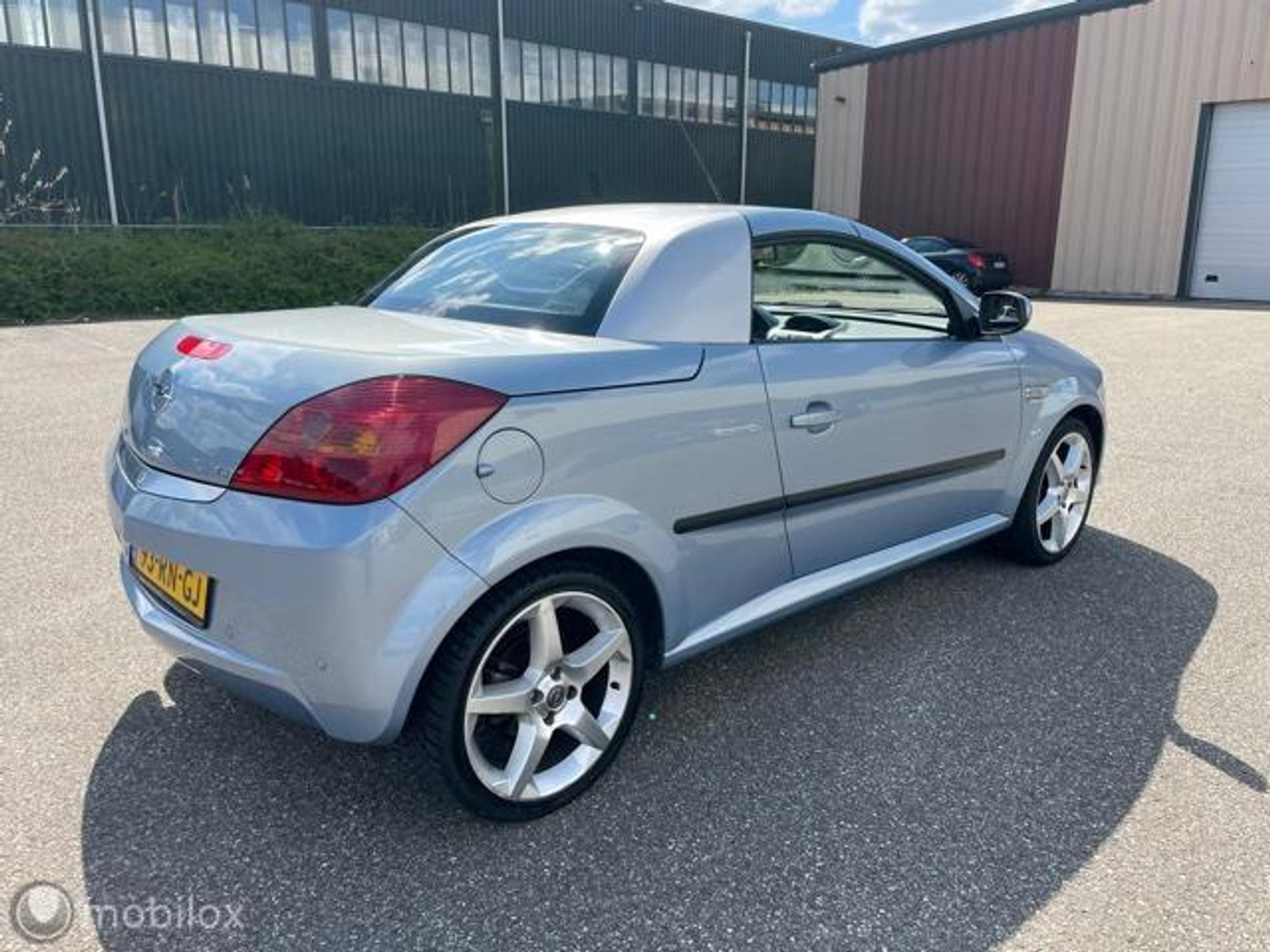 Foto van Opel Tigra Twintop