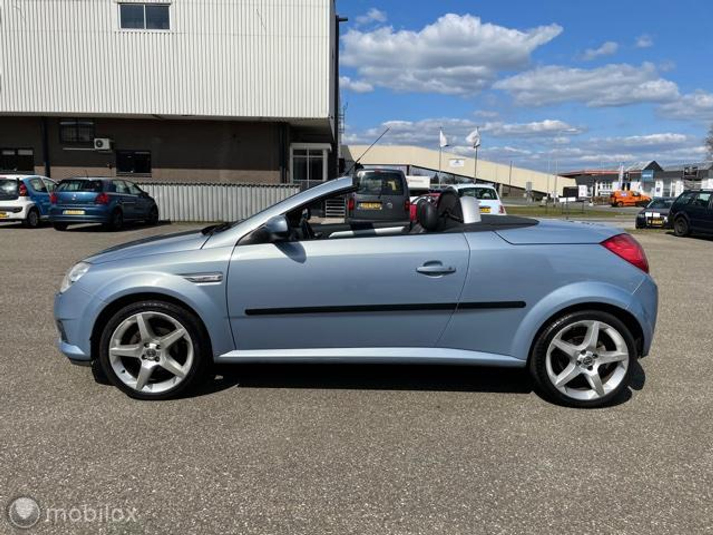 Foto van Opel Tigra Twintop