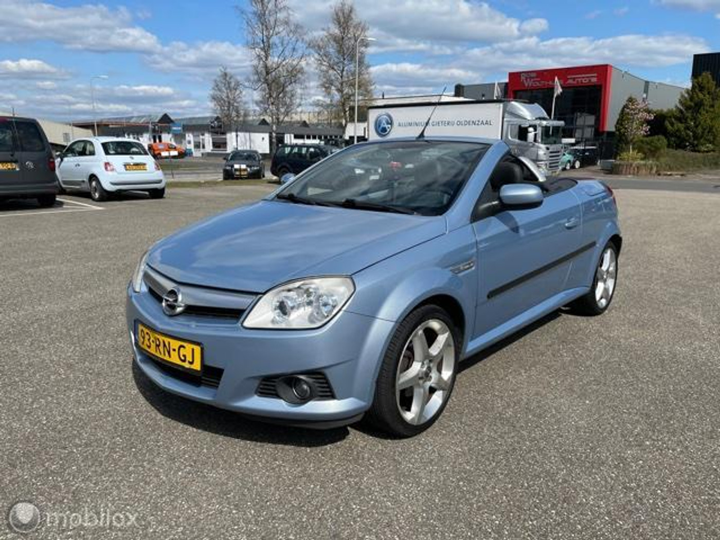 Foto van Opel Tigra Twintop