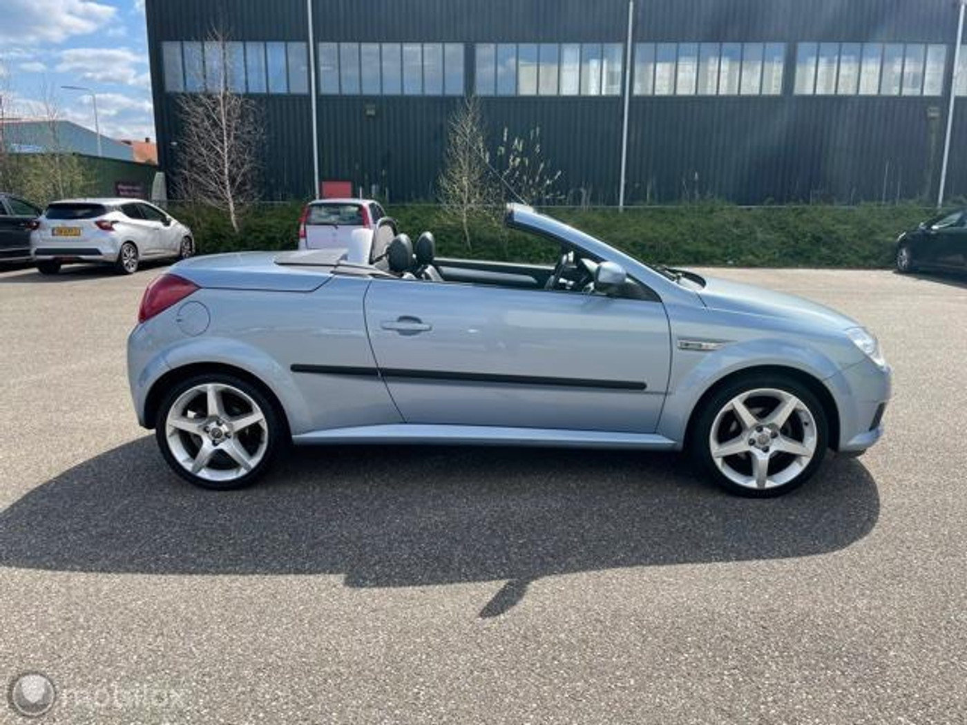 Foto van Opel Tigra Twintop