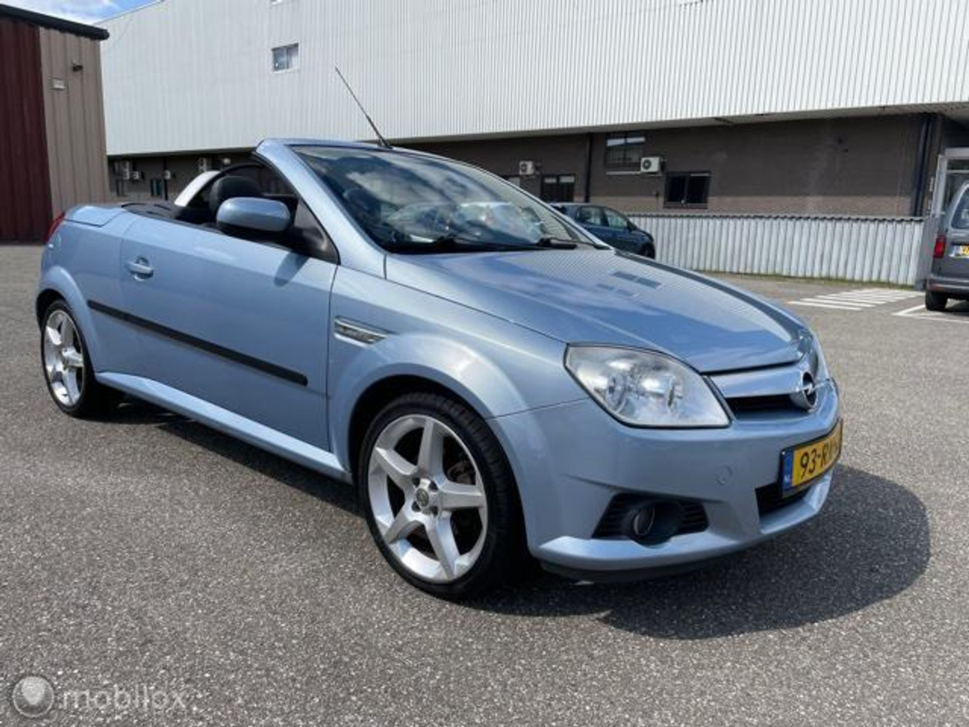 Foto van Opel Tigra Twintop