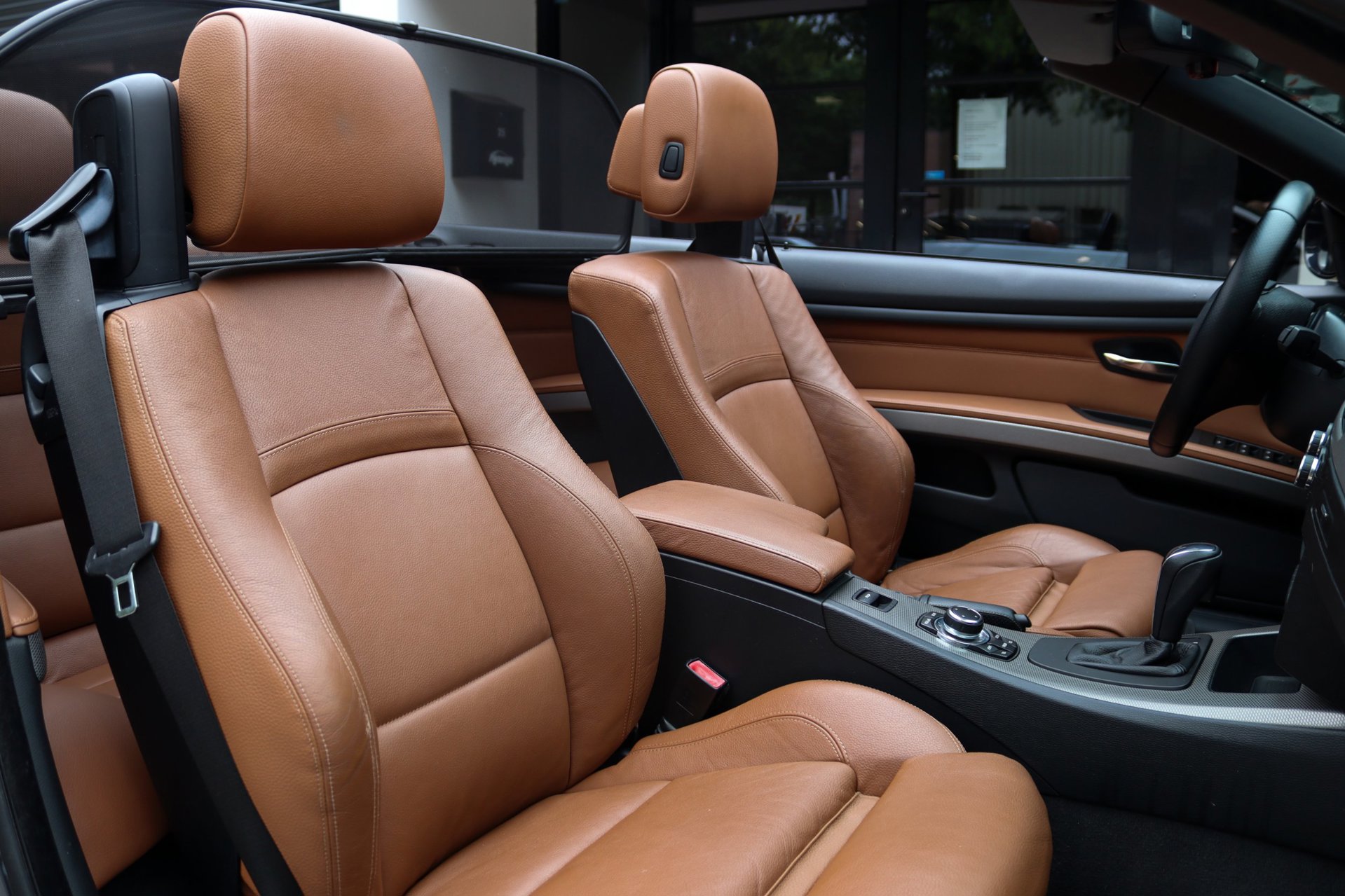 Foto van BMW 325i