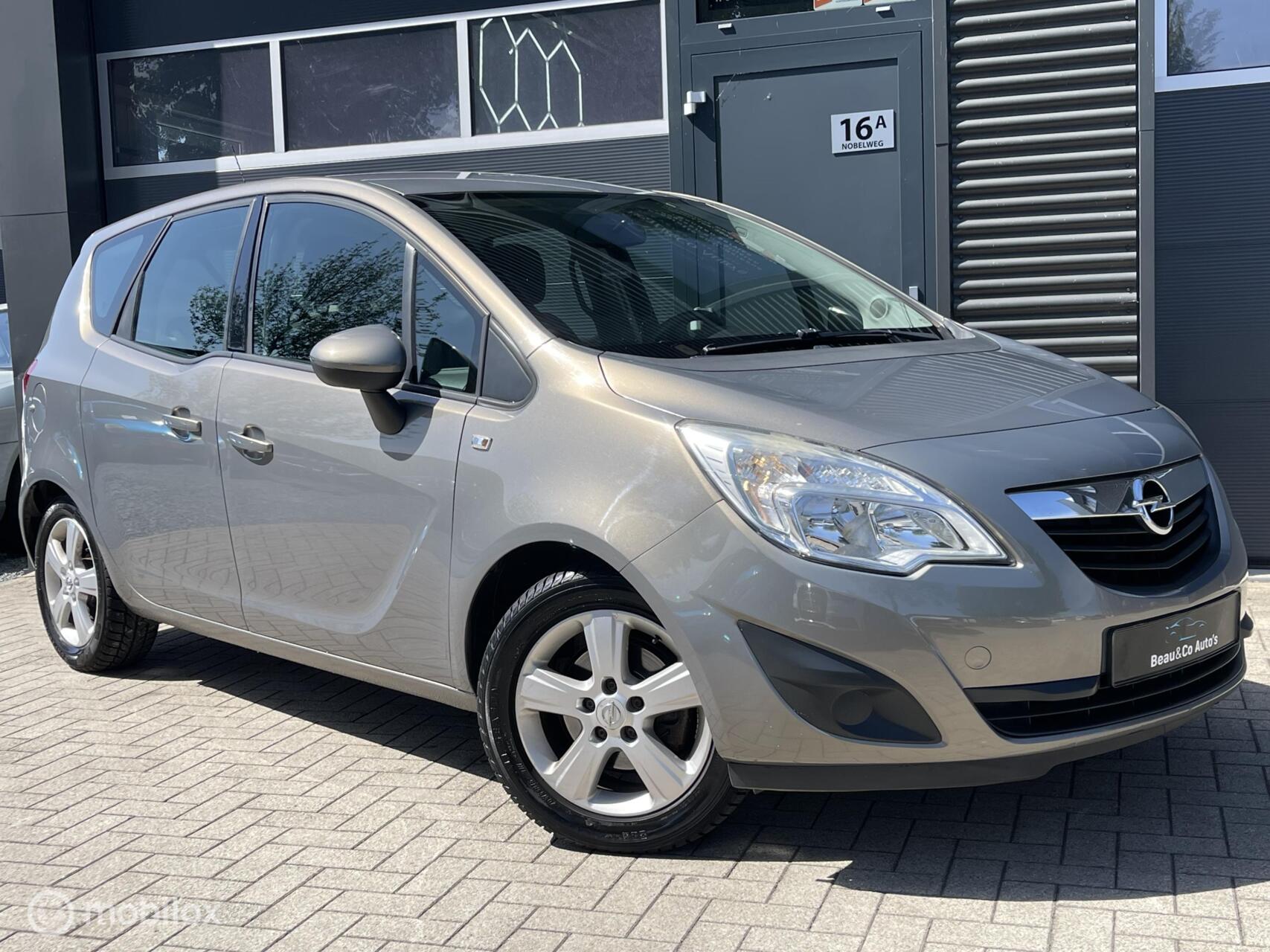 Opel Meriva 1.4 Turbo Edition 2011 - voorkant