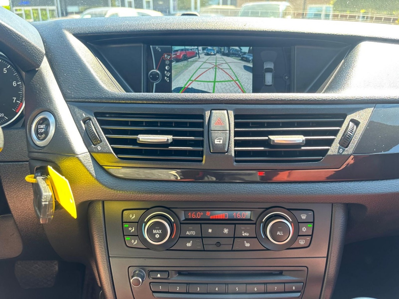Foto van BMW X1