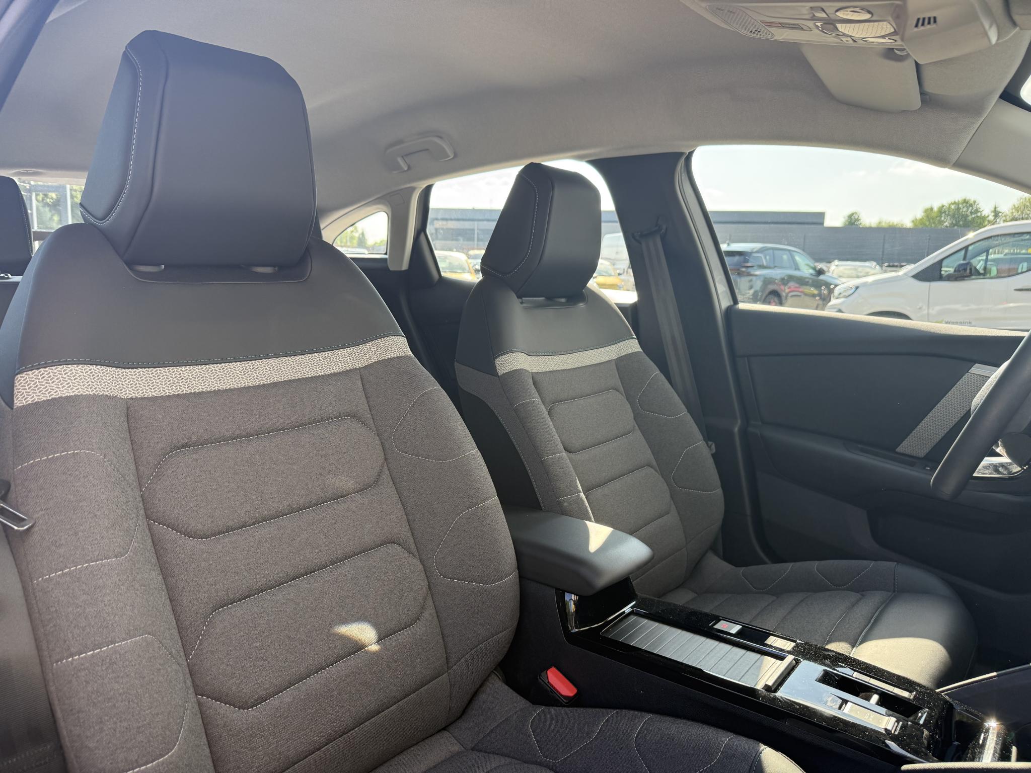 Foto van Citroen E-c4