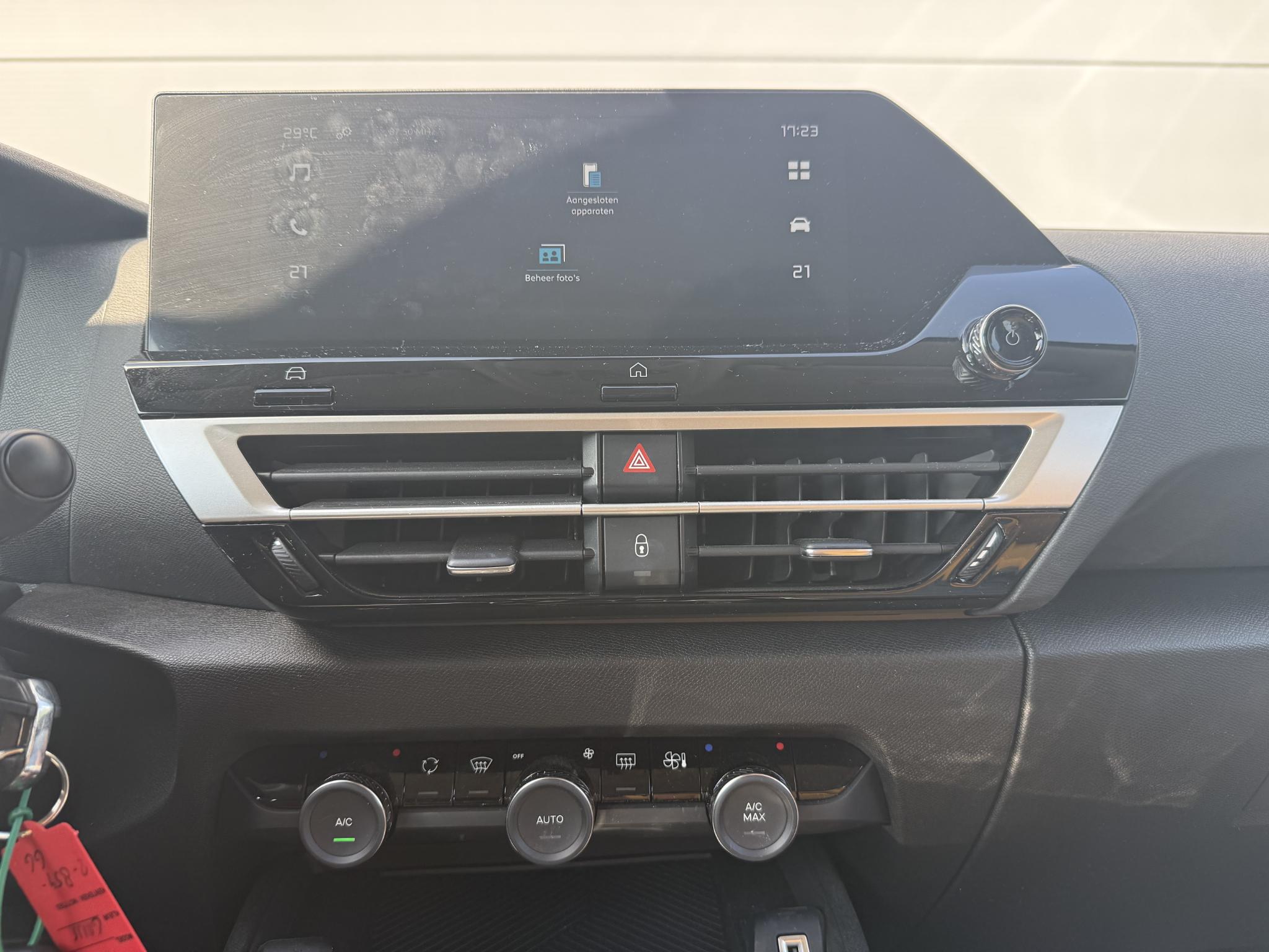 Foto van Citroen E-c4