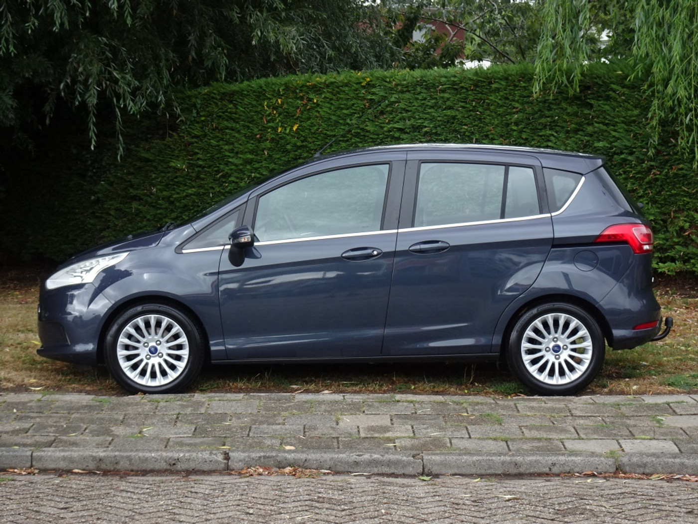 Foto van Ford B-max