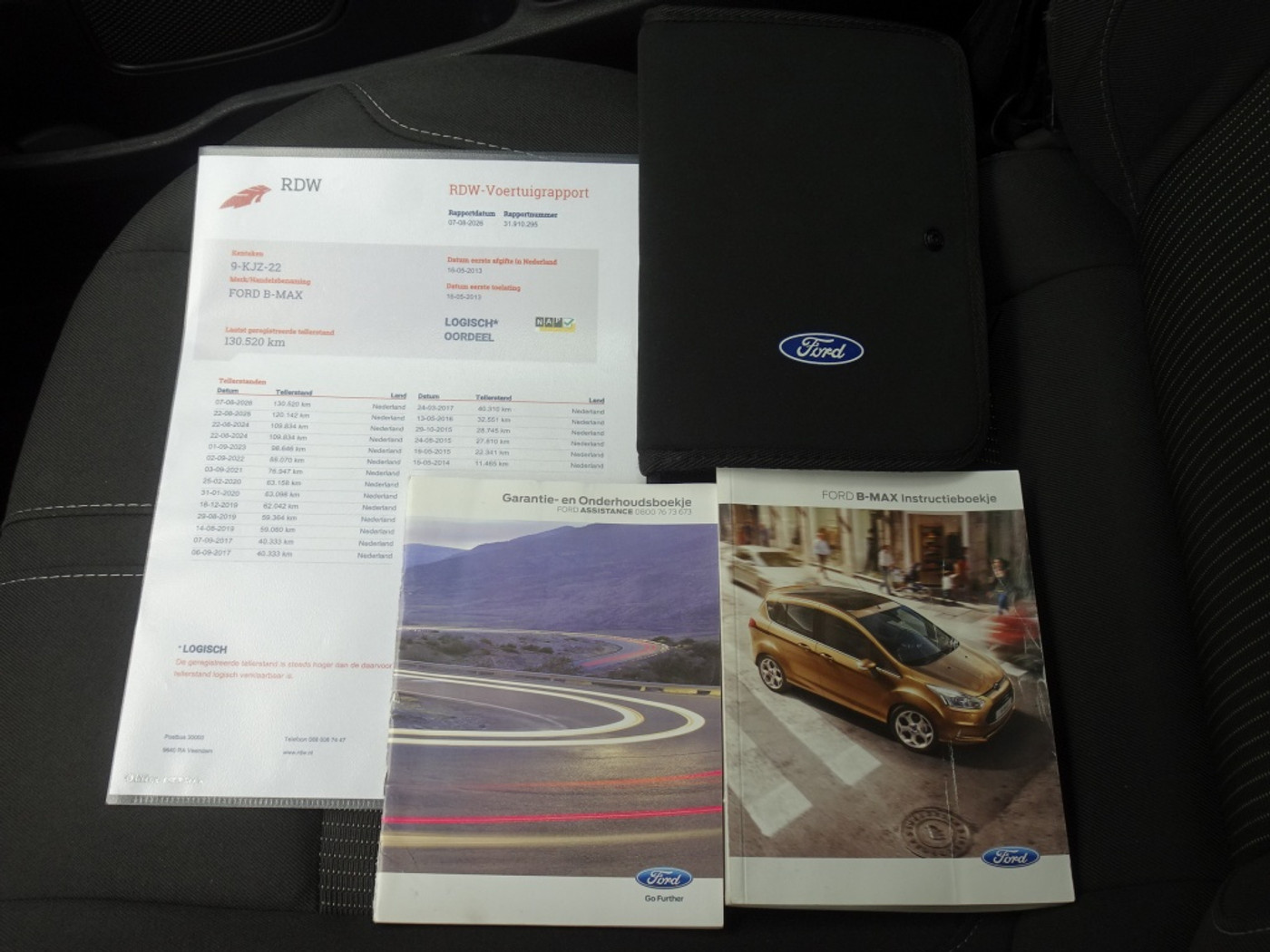 Foto van Ford B-max