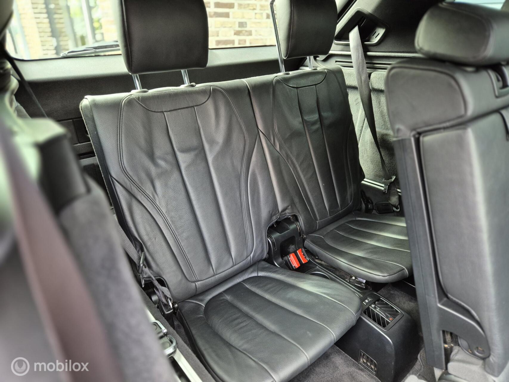 Foto van BMW X5 Xdrive50i