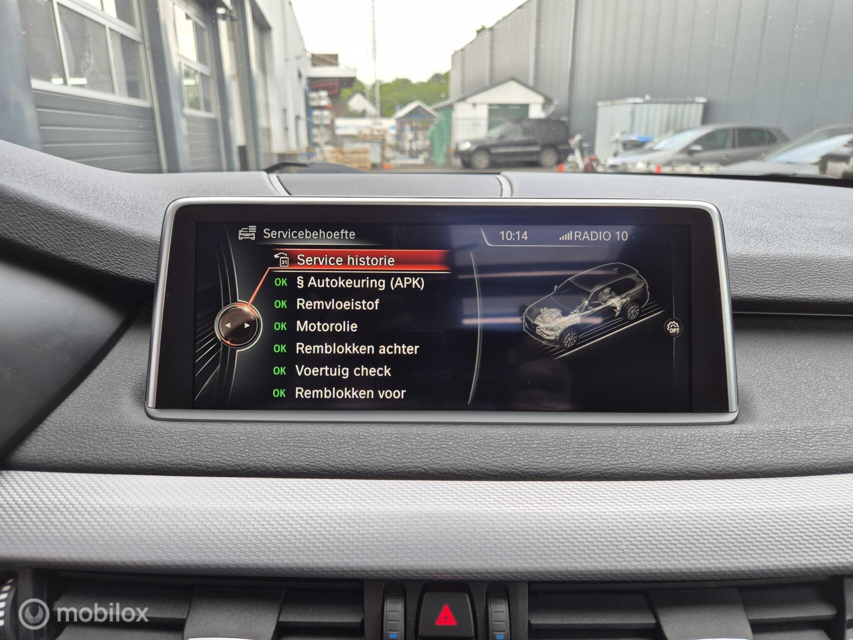 Foto van BMW X5 Xdrive50i