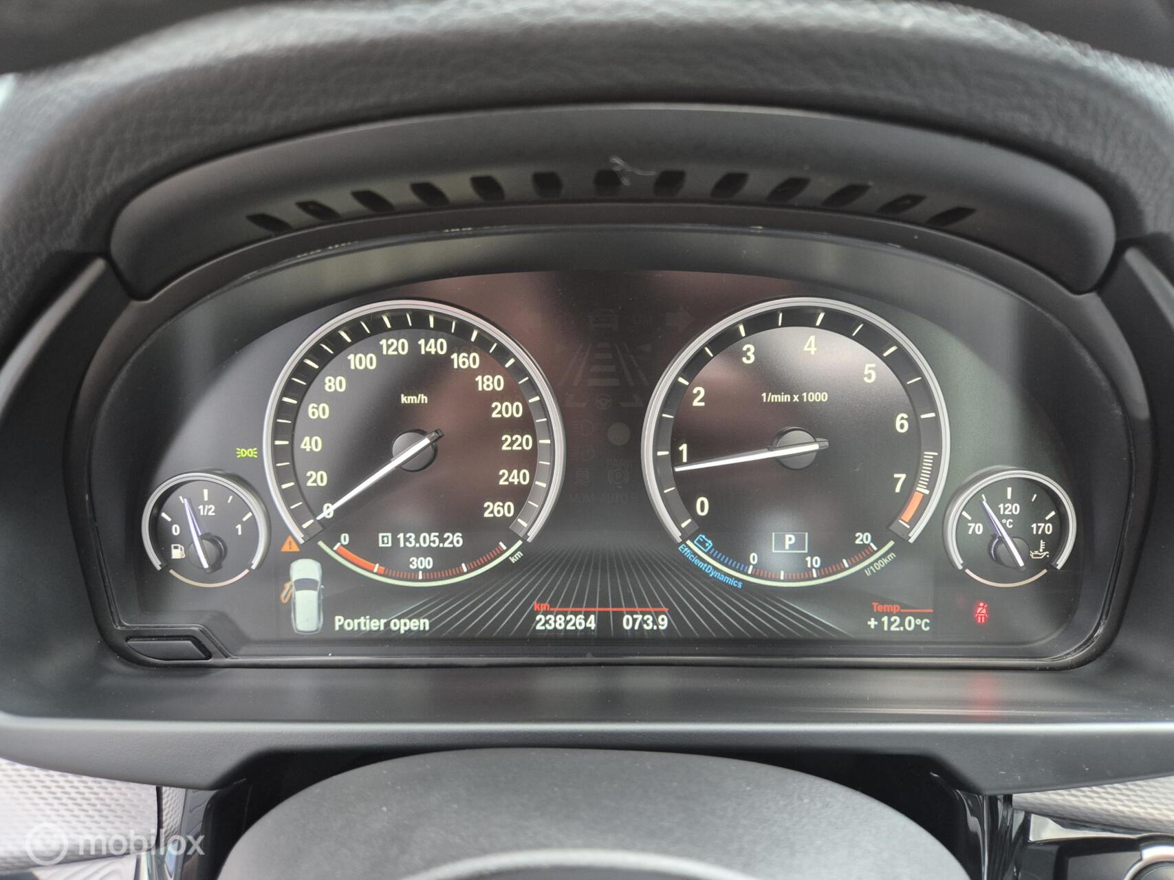 Foto van BMW X5 Xdrive50i