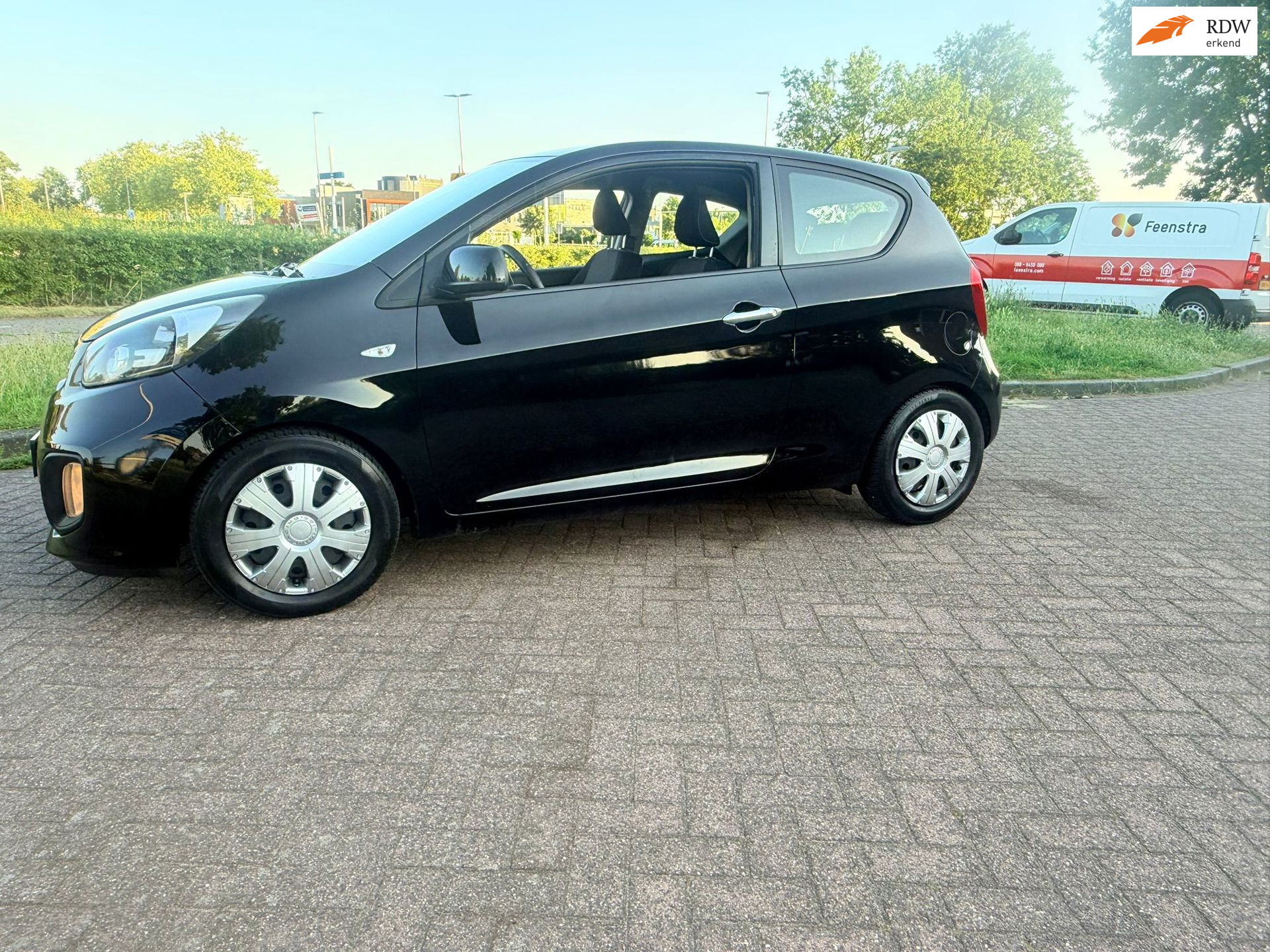 Kia Picanto 1.0 CVVT R-SportbyKia- APK  Juni 2027-trekhaak- 2012 - voorkant