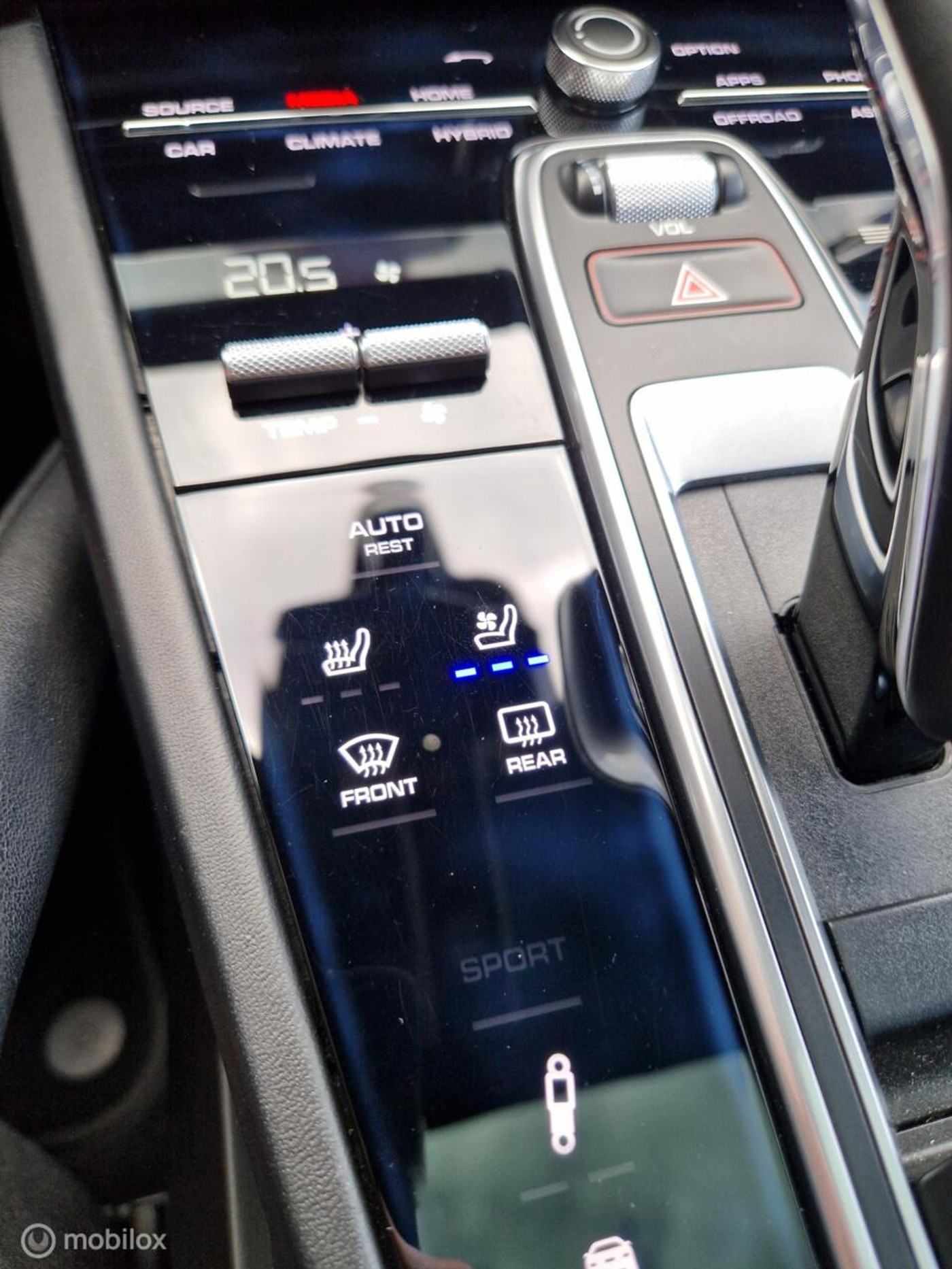 Foto van Porsche Cayenne E-hybrid