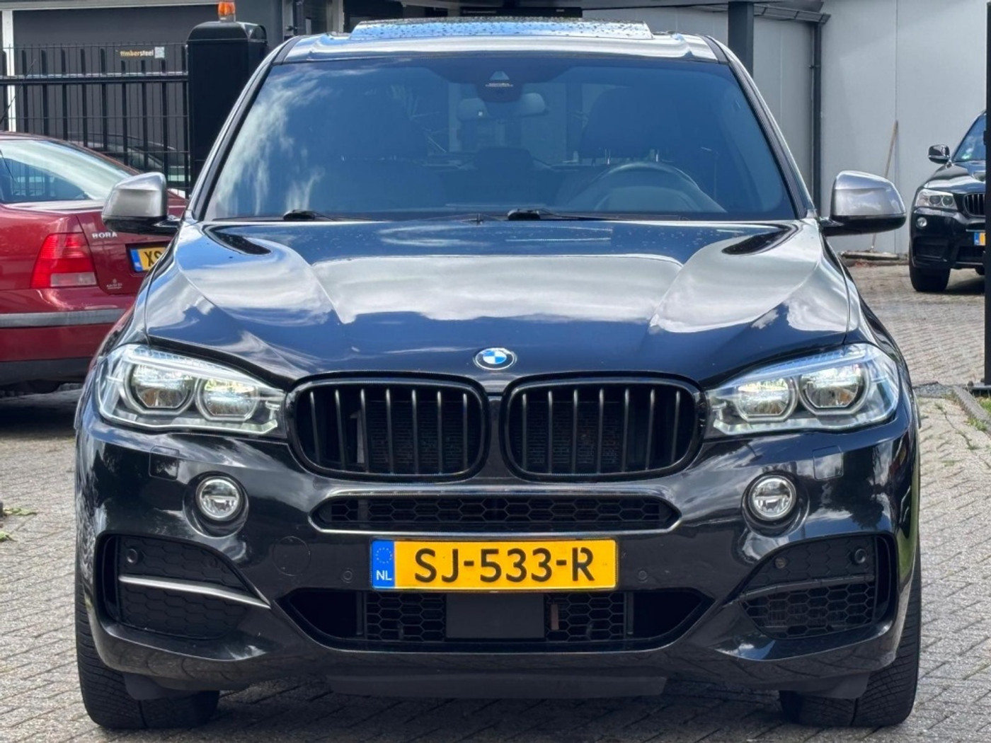 Foto van BMW X5 M50d