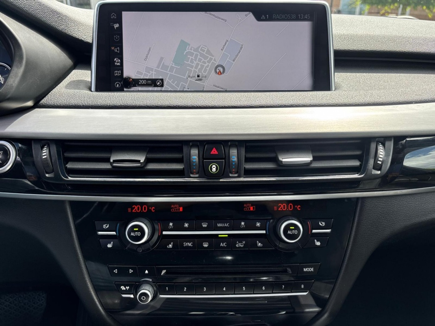 Foto van BMW X5 M50d
