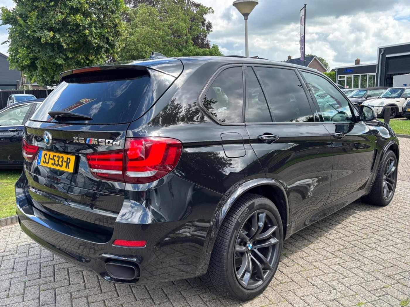 Foto van BMW X5 M50d