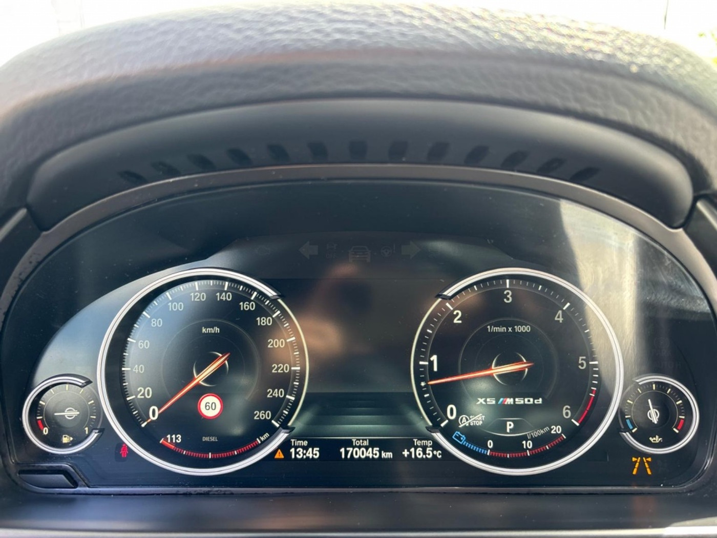 Foto van BMW X5 M50d