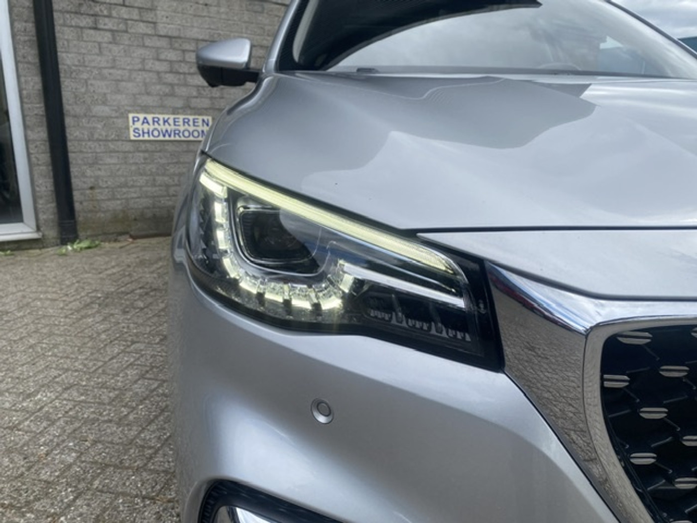 Foto van MG MG Rx6 Plug-in Hybrid