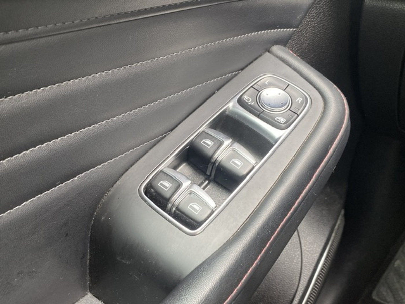 Foto van MG MG Rx6 Plug-in Hybrid